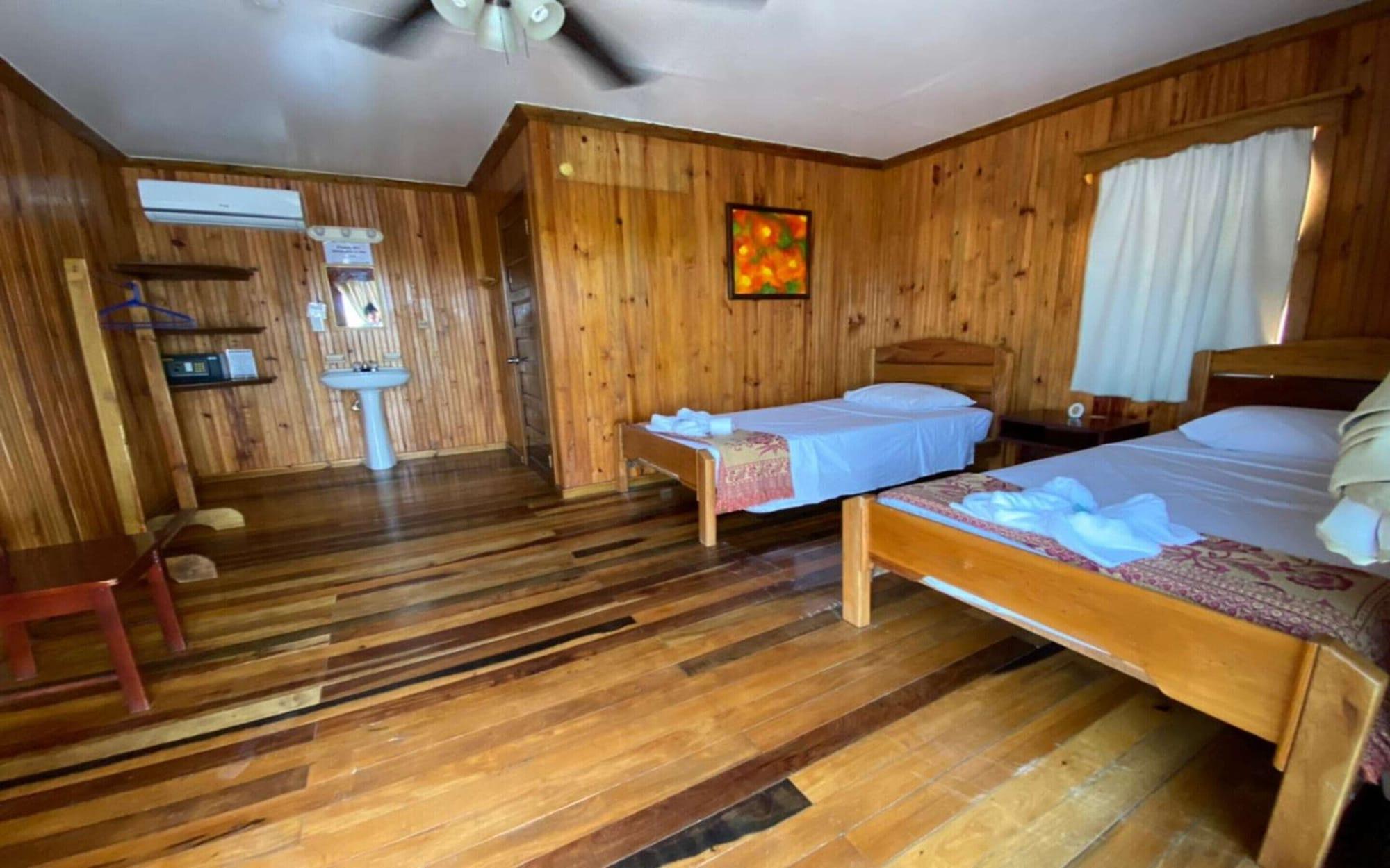 Pedro'S Hotel & Inn San Pedro  Kültér fotó